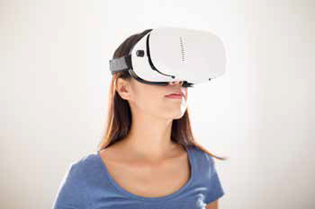 VR